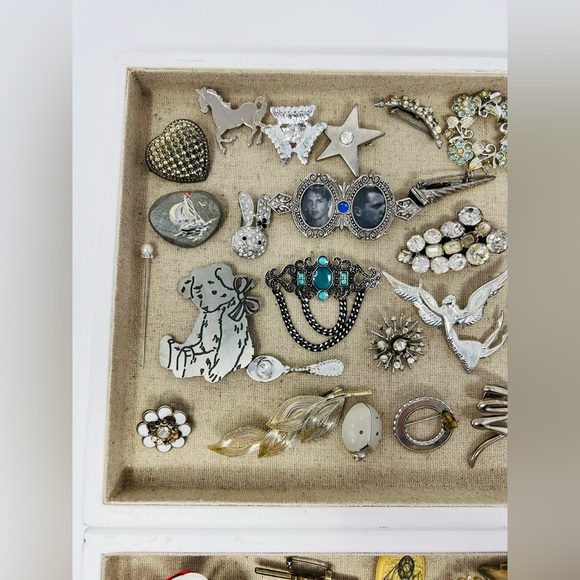 Vintage & Modern Gold & Silver Tone Assorted  Rhinestones Brooch Lot 70 - Picture 2 of 16